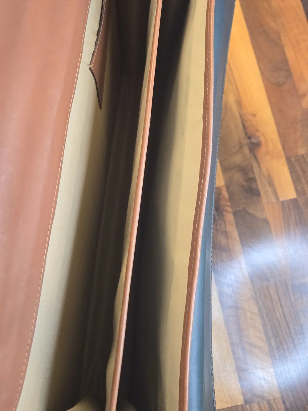Mipelle Leather Briefcase 16.5